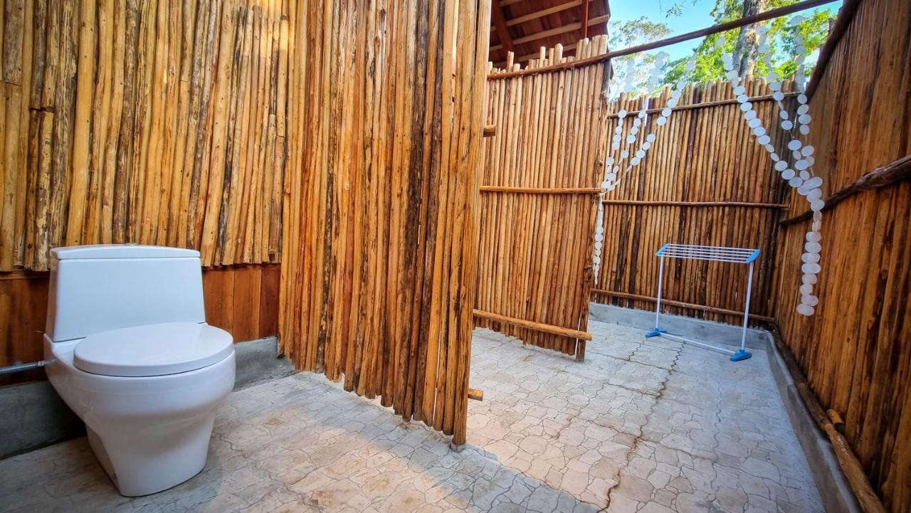Lihaga Island & Beach Club Serai Ngoại thất bức ảnh